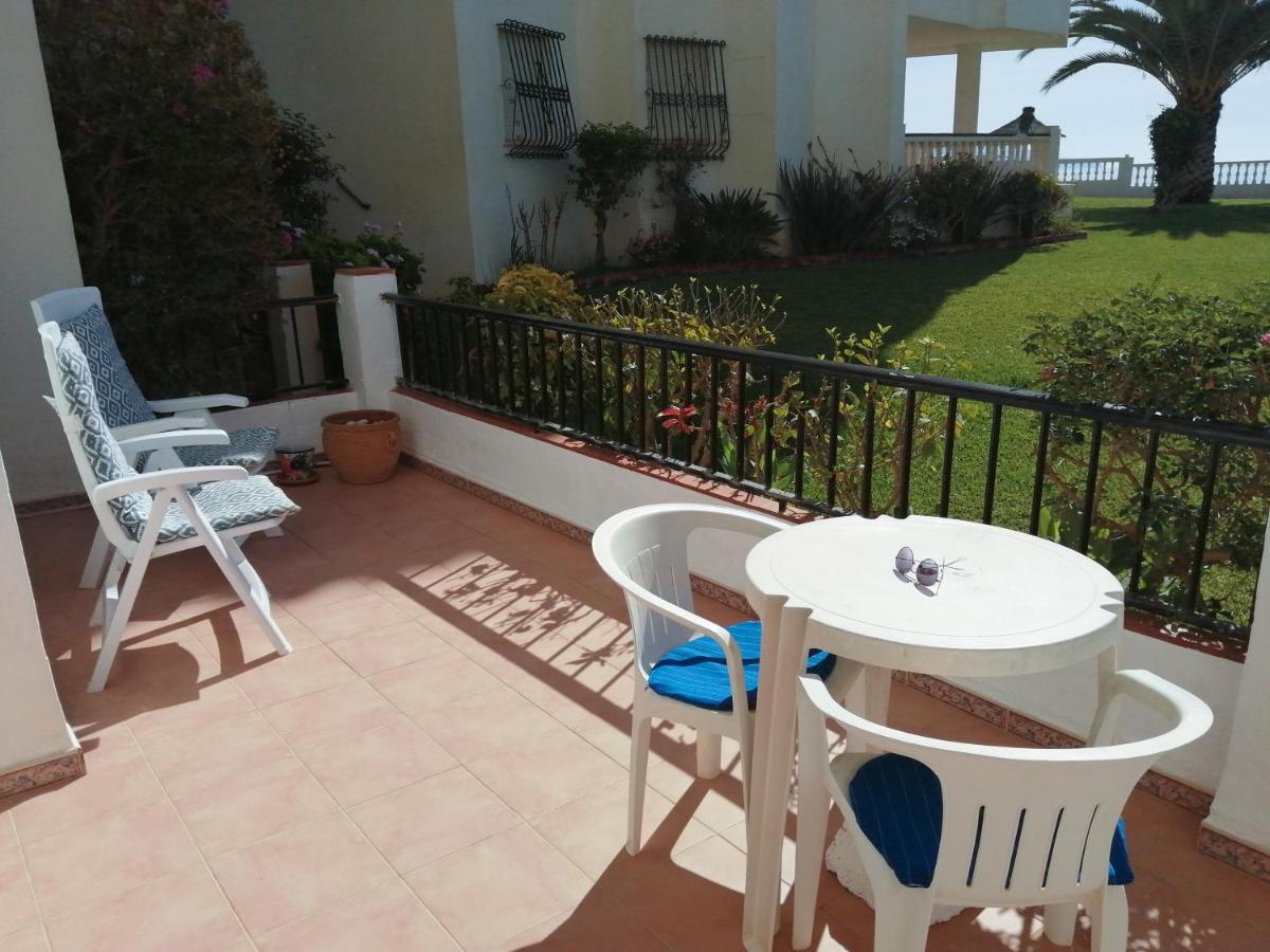 Sea&pool view garden apartment Las Palmeras Nerja Exteriör bild